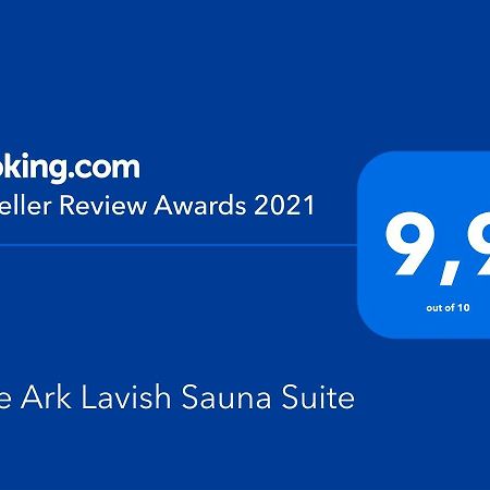 Blue Ark Lavish Sauna Suite Athén Kültér fotó
